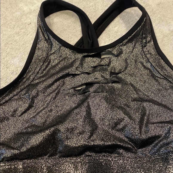 Like New Pink Victoria Secret Ultimate Sports Bra - Picture 4 of 8